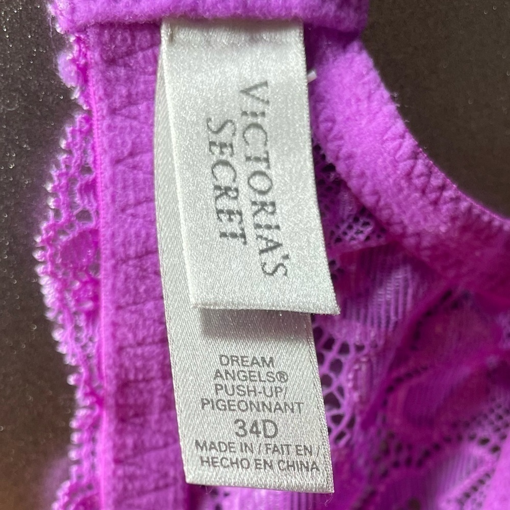 Nwot Victoria's Secret Dream Angels lined, purple lace push-up bra crystals 34D - Picture 5 of 6